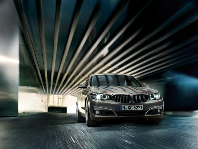 BMW Serie 3 Gran Turismo: potenza e bassi consumi, cura per il dettaglio e comfort 4 la-nuova-bmw-serie-3-gran-turismo-p90113804-highres