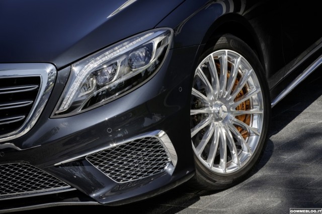 Nuova Mercedes-Benz S 65 AMG: 630CV di Potenza Pura 3 Mercedes-S65-AMG-5
