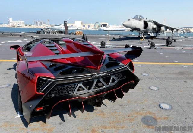 Lamborghini Veneno Roadster: debutto sulla portaerei italiana ad Abu Dhabi 1 Lamborghini-lamborghini-Veneno-Roadster4