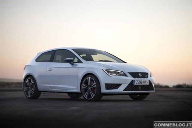 Nuova Seat Leon CUPRA: 280 CV di Puro divertimento 2 Nuova SEAT Leon CUPRA - 3