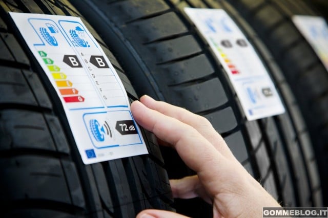 Etichetta Europea Pneumatici: alte classificazioni per le gomme SUV Goodyear 1 Dunlop-Goodyear-ginevra-12