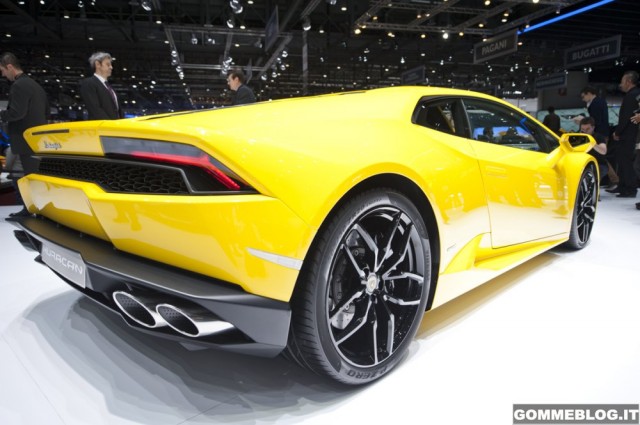 Pirelli P Zero: Lamborghini, Ferrari, McLaren 1 Pirelli-Ginevra-2014-18
