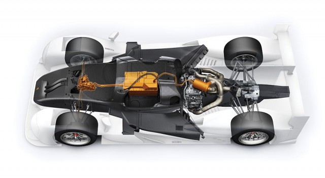Porsche 919 Hybrid: Tutto pronto per la 24 Ore di Le Mans 2014 3 porsche-al-salone-di-ginevra-2014-cartella-stampa-completa-p14_0100