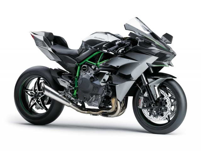 Kawasaki H2R: 300 CV Sovralimentata con Gomme Racing Slick 3 Kawasaki-H2R-08