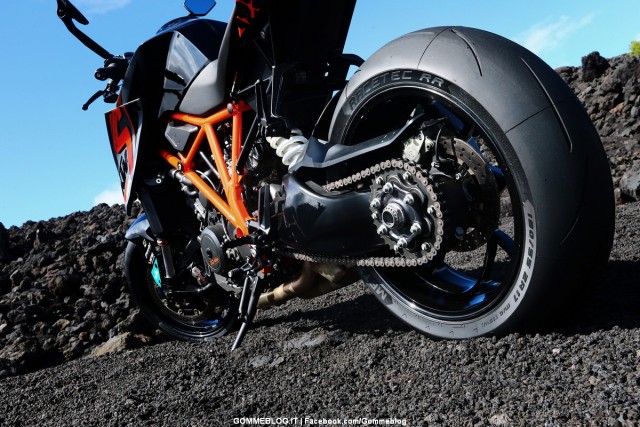 Gomme Moto: METZELER, miglior marchio 2015 per Motorrad 2 Metzeler Racetec RR 134