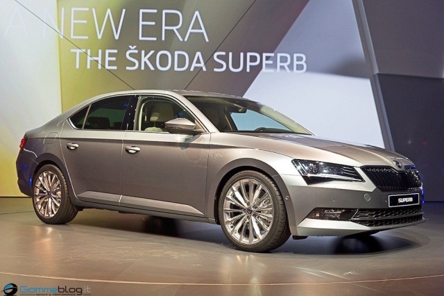 Skoda-Superb-2015