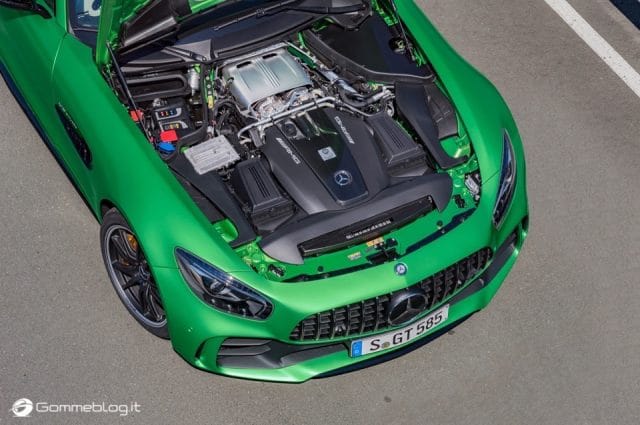 AMG GT R: 585 CV da domare con Pneumatici Michelin Pilot Sport Cup 2 1 Mercedes-AMG GT R ( C 190), 2016