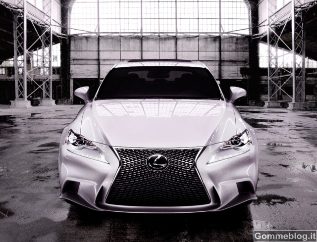 lexus is 2013 0