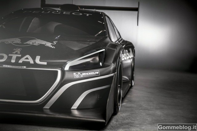 Peugeot 208 T16 Pikes Peak 4