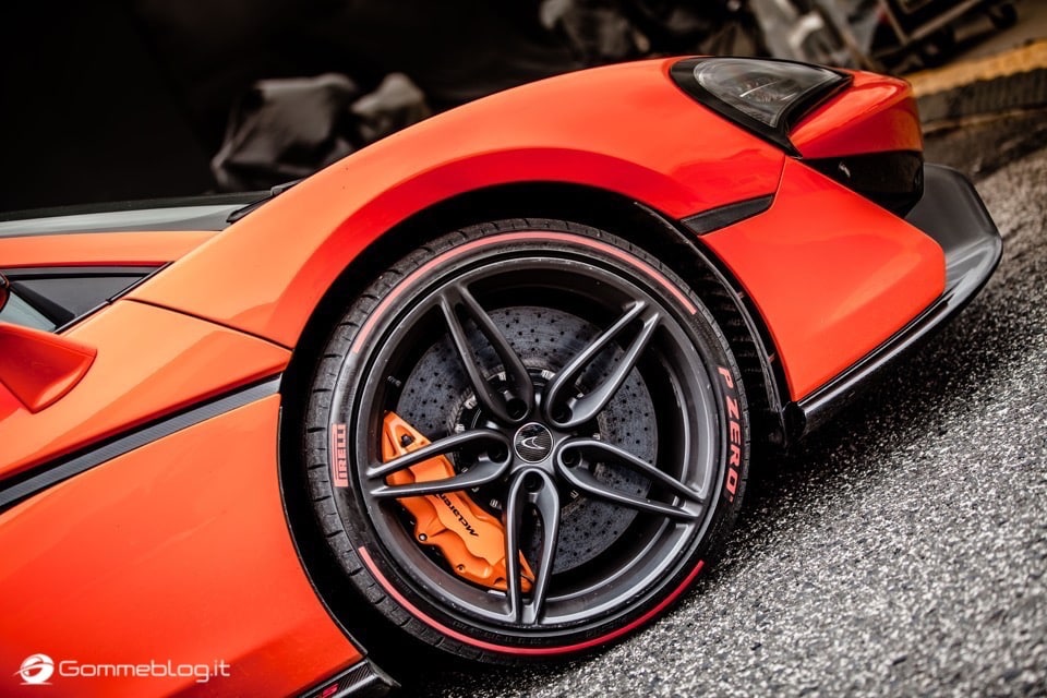 Pirelli PZero 104