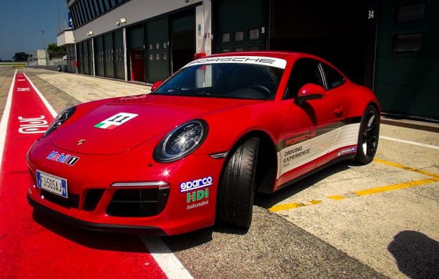 Michelin Pilot Sport Cup 2: Perfezione tra Tecnica e Performance 1 Michelin Pilot Sport Cup 2