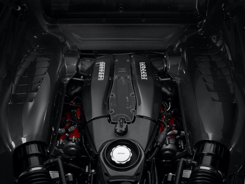 Ferrari F8 Tributo 02