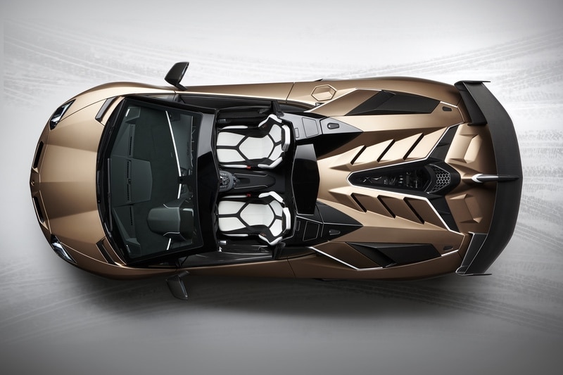 Lamborghini Aventador SVJ Roadster 19
