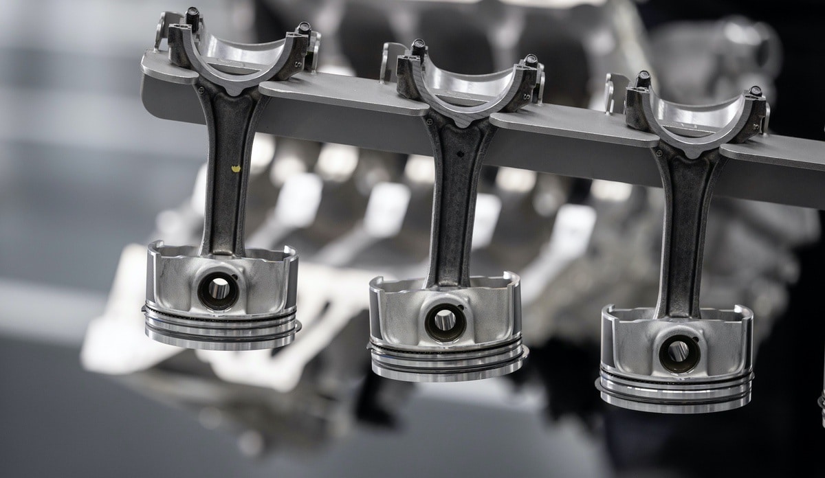 Mercedes A45 Engine 14