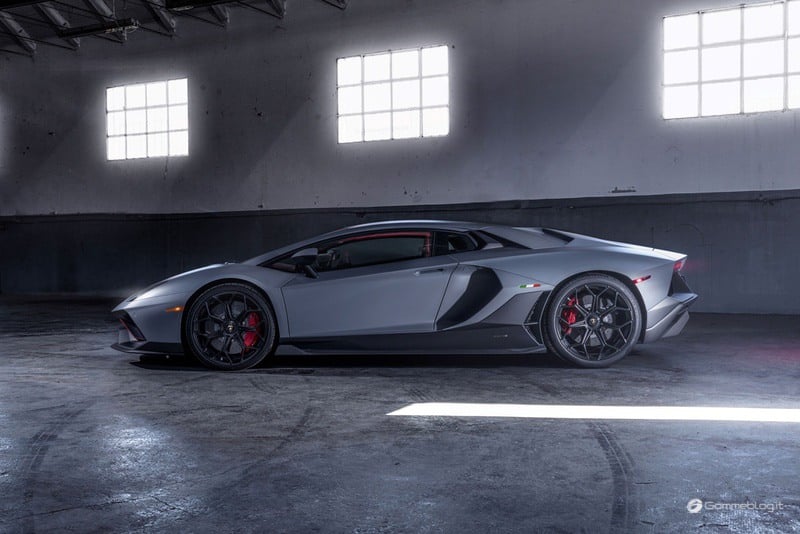 Lamborghini Aventador LP 780-4 Ultimae