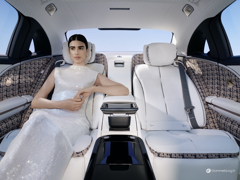 Mercedes-Maybach S680 Haute Voiture
