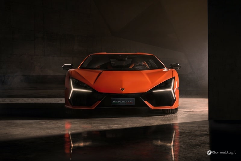Lamborghini Revuelto 0047