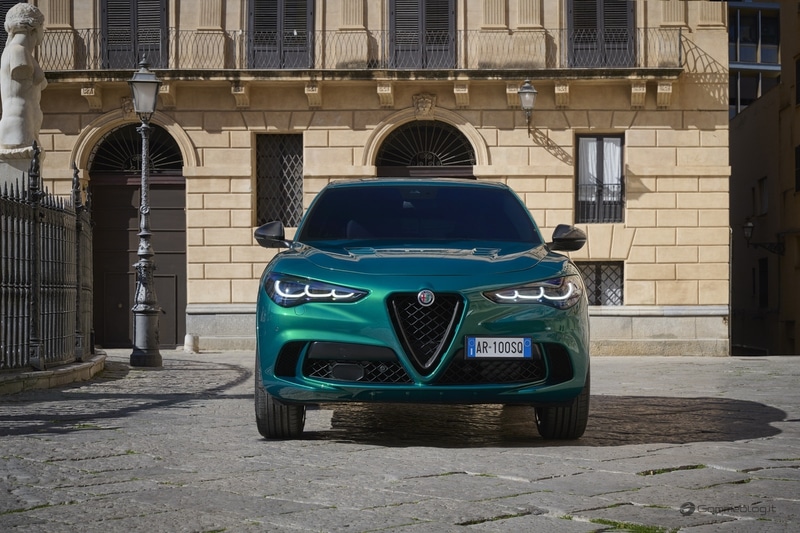 Alfa Romeo Quadrifoglio 21