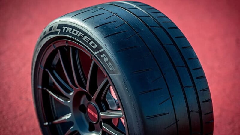 Pirelli P Zero Trofeo RS