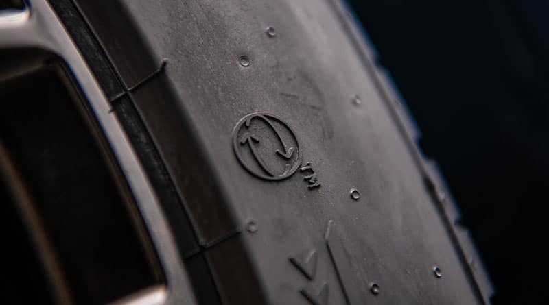 Pirelli P Zero E 2023