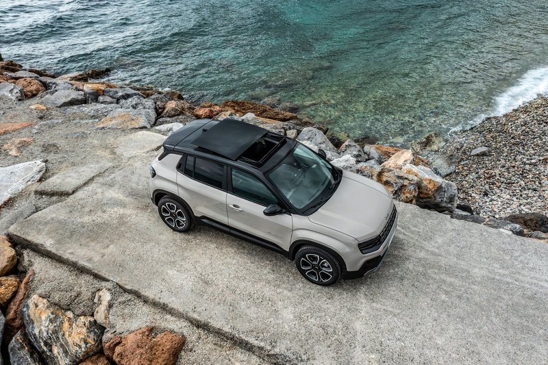 Jeep Avenger e Hybrid 0003
