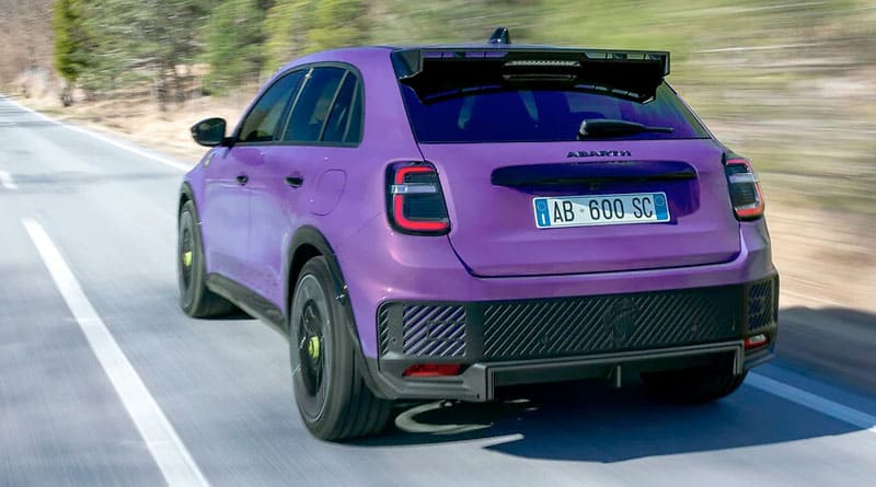Nuova Abarth 600e 03
