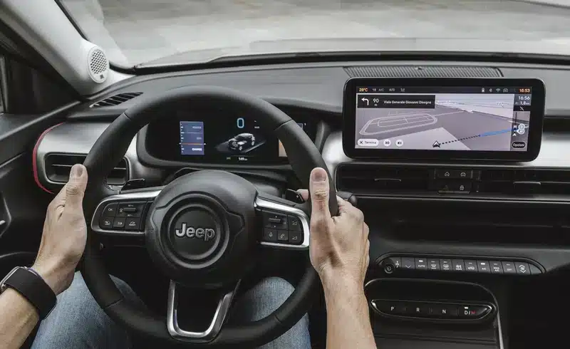 Incentivi Auto 2024: Rottamazione e Obbligo di Mantenimento 1 JEEP AVENGER 2024 00.jpg