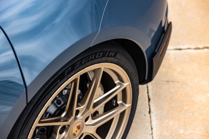 Pirelli P Zero R Porsche Taycan 2