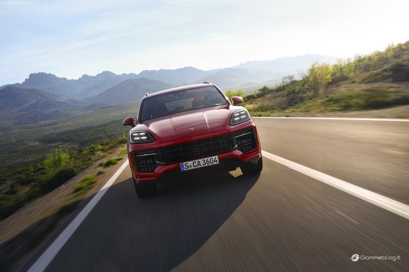 Porsche Cayenne GTS 0006