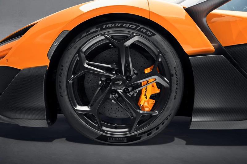 Pirelli MCLAREN 0000