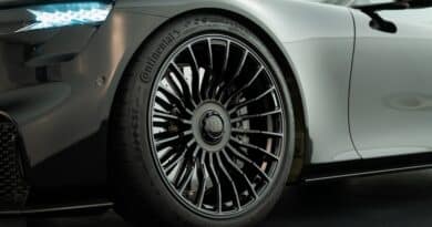 Continental SportContact 7 Force debutta su BRABUS