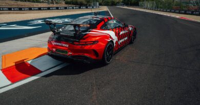 Mercedes-AMG GT 63 PRO 4MATIC+ Safety Car con pneumatici Pirelli P Zero R